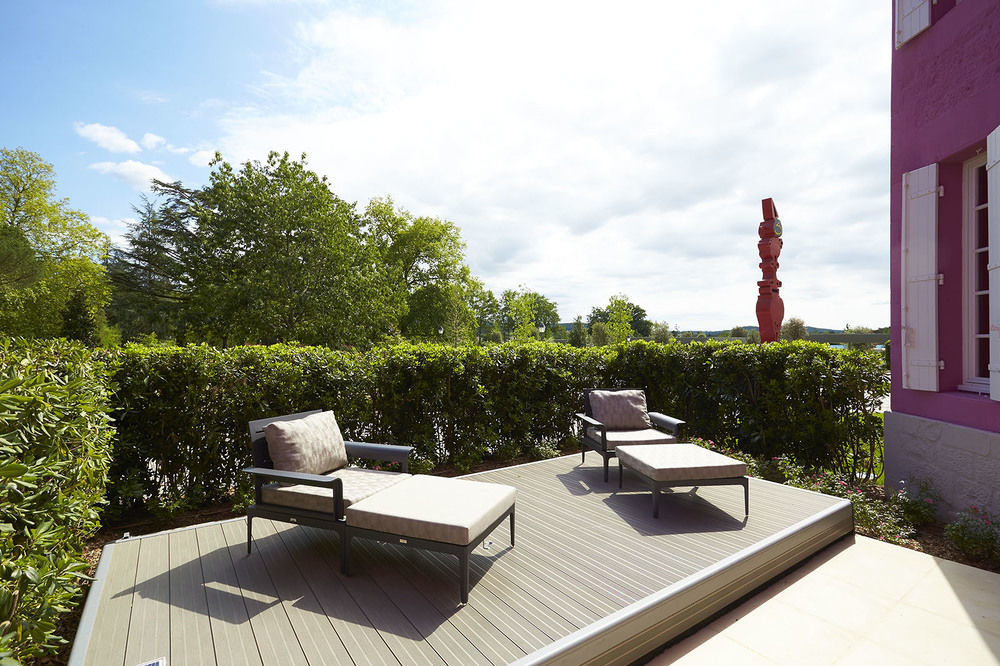 Le Stelsia Resort Saint-Sylvestre-sur-Lot Exterior photo