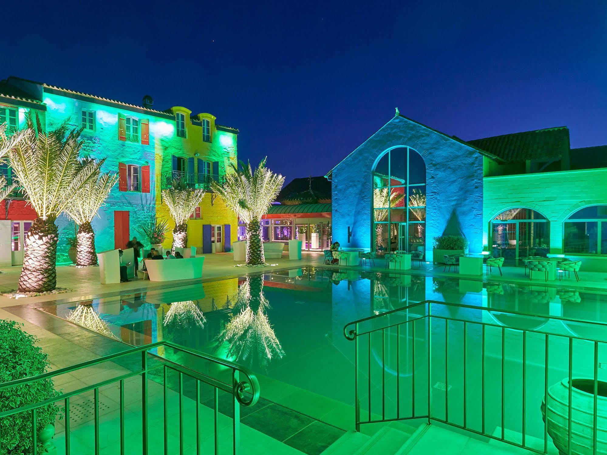Le Stelsia Resort Saint-Sylvestre-sur-Lot Exterior photo